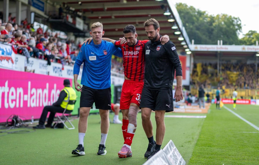 Leart Paqarada - lëndim