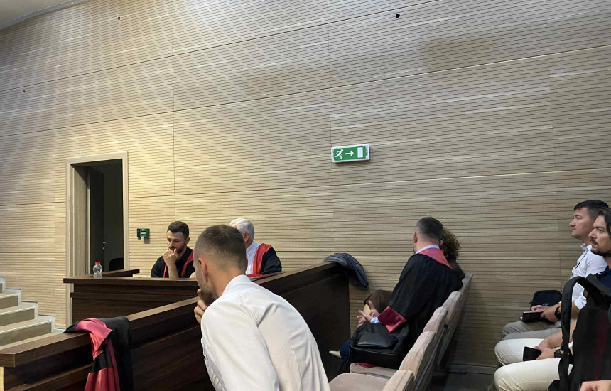 Seanca për gazin lotsjellës