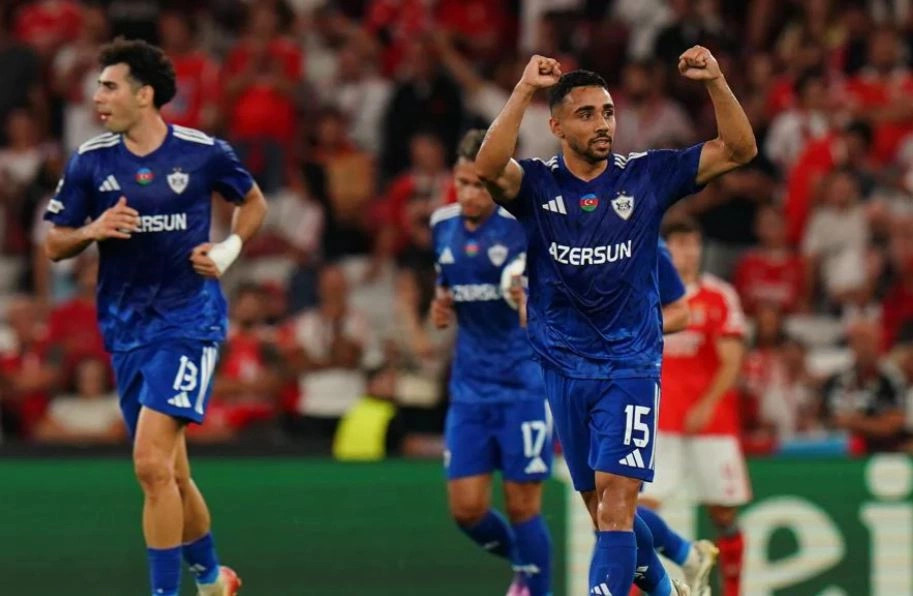 Qarabagu shokon Benfican në Lisbonë