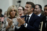 Emmanuel Macron dhe Brigitte Macron