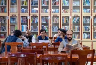 Talebanët ndalojnë librat e shkruar nga gratë në universitetet afgane