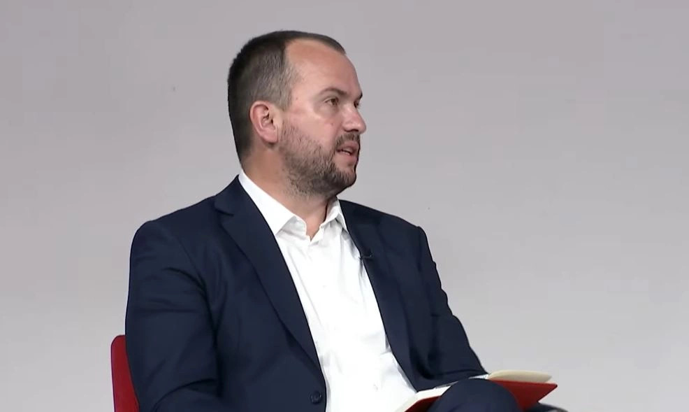 Kastrati  Falënderues për 30  të votave  të presim deri në numërimin e të gjithave