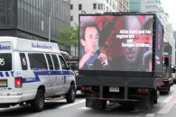 Billborda kundër Kosovës e Kurtit në New York nga diaspora serbe