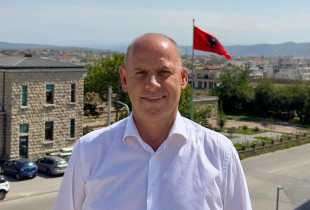 Ramiz Lladrovci