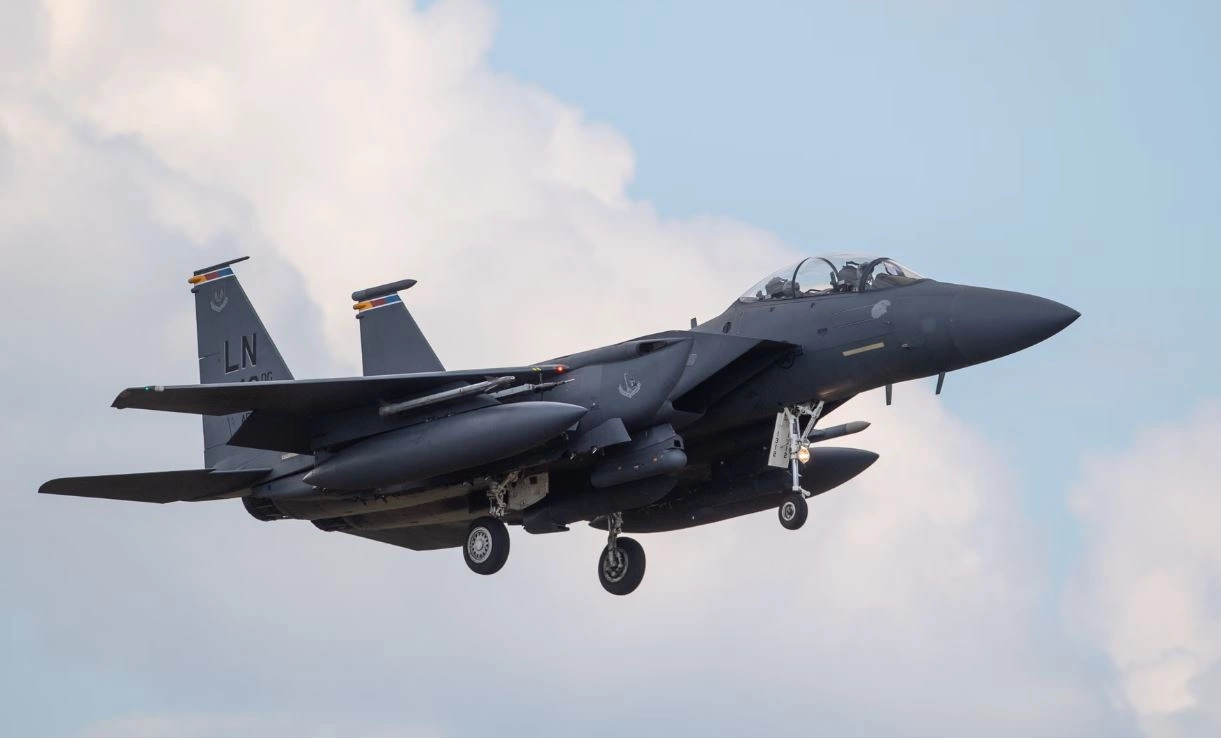 Kryeparlamentari iranian tall Amerikën pas rrëzimit të avionit