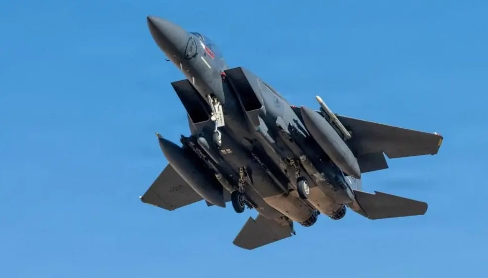 shba-ja-e-irani-ne-gare-per-pilotin-e-zhdukur