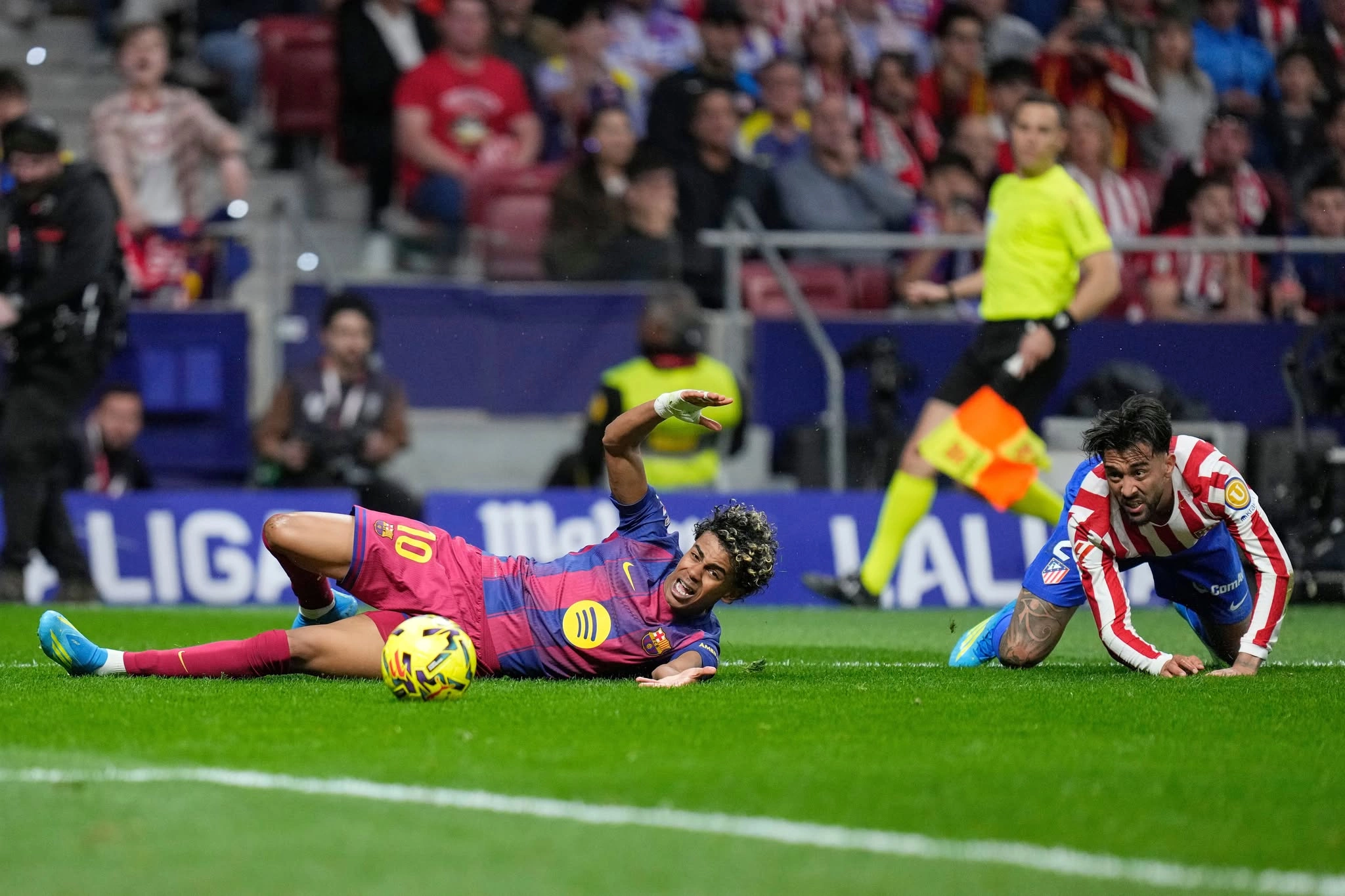 Formacionet zyrtare të ndeshjes Barcelona – Atletico Madrid