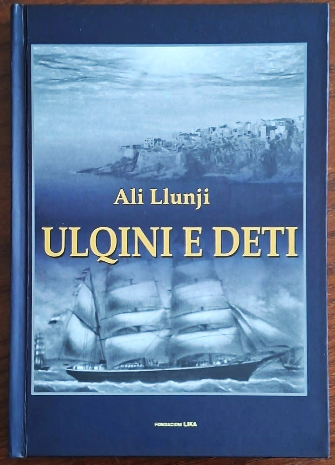 Pasi Ulqini është i veçantë në historinë e detarisë shqiptare, nga ky botim kanë mundësi të njihen me të dhëna me interes të gjithë ata të cilët nuk kanë njohuri të mjaftueshme për detarinë e Ulqinit, sidomos në këta tre shekujt e fundit