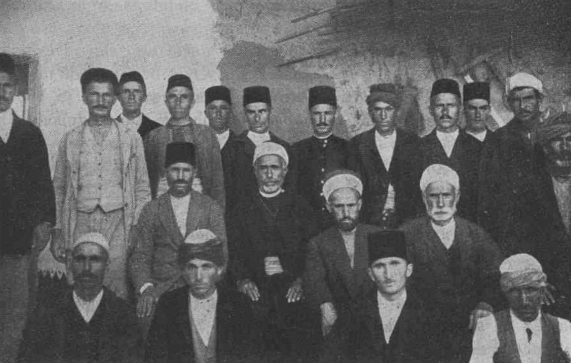 Një grup çerkezësh nga Stanovci i Poshtëm