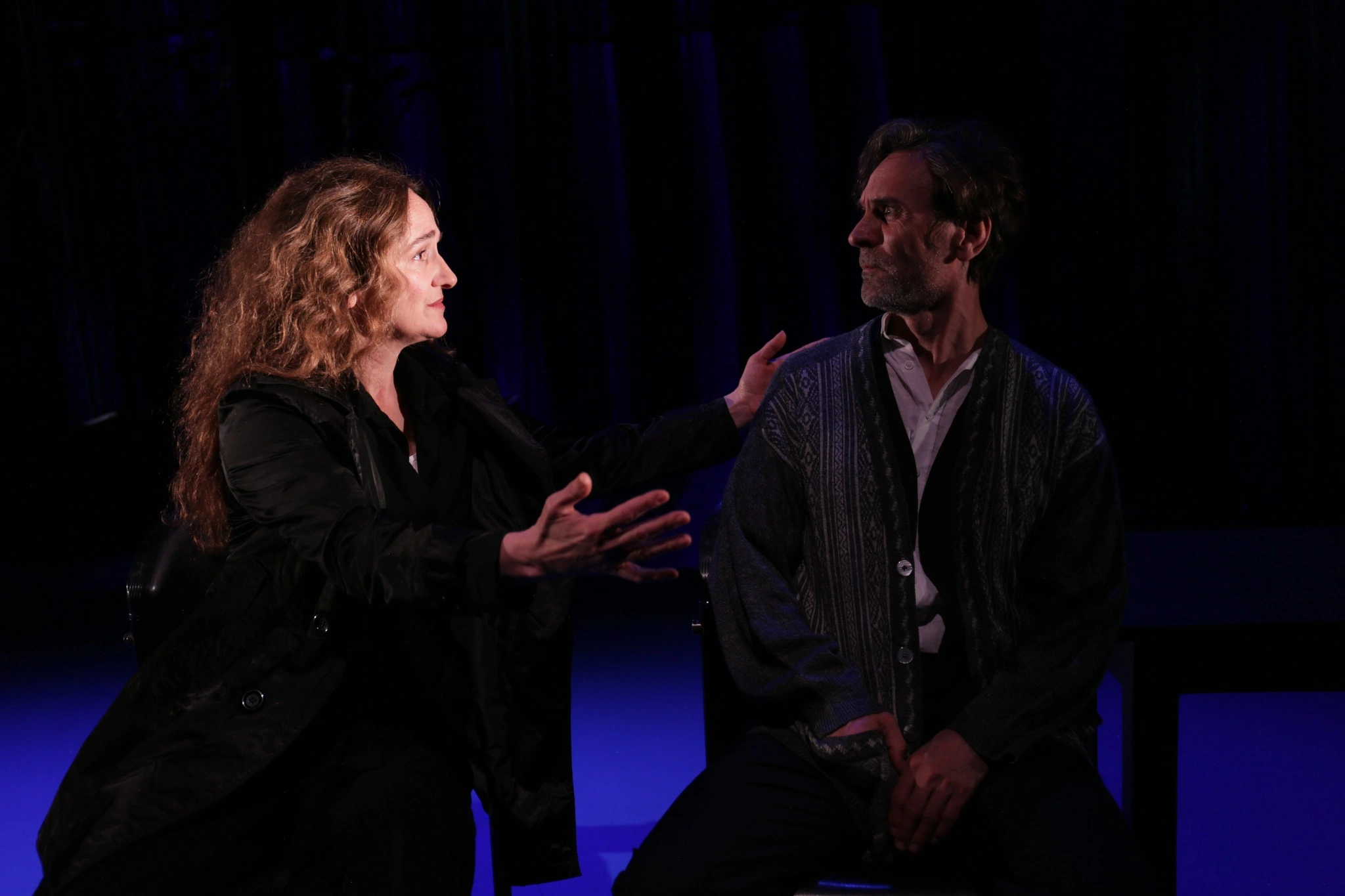 “Nën hijen e një peme u ula dhe qava”