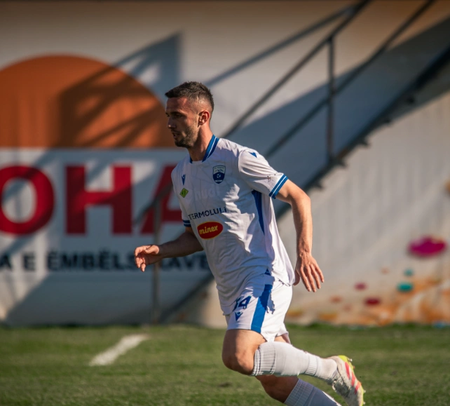 Të shtunën dy ndeshje të rëndësishme në Superligën e futbollit