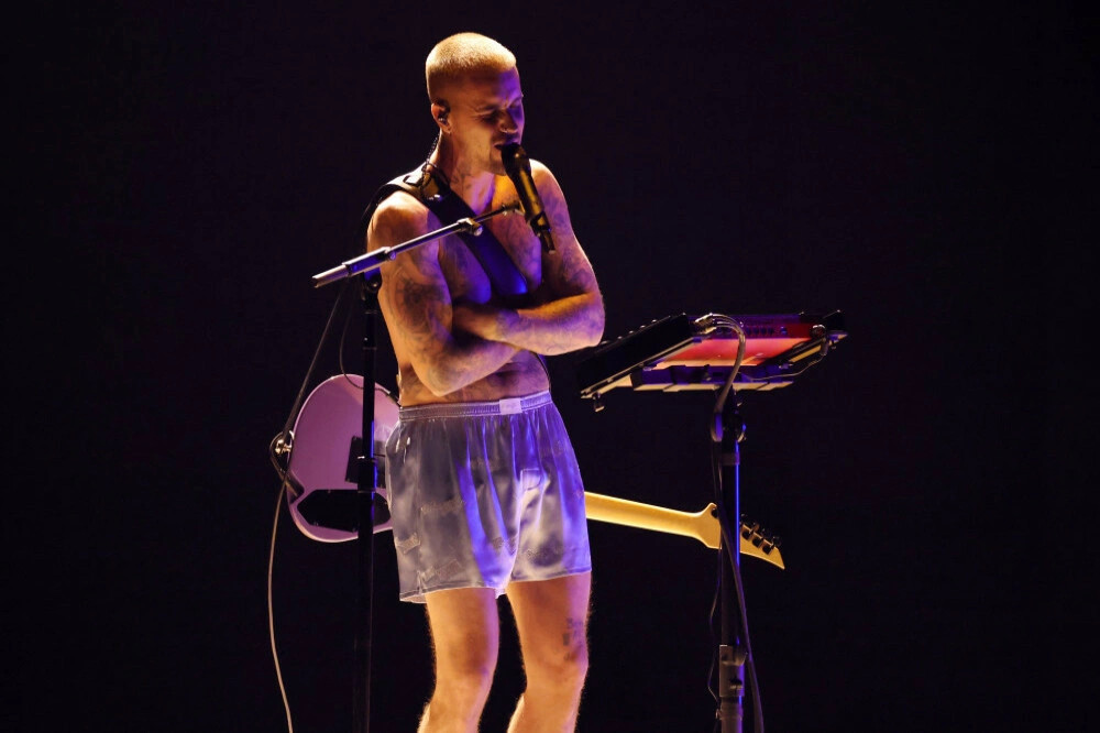 Justin Bieber rikthehet fuqishëm në Coachella me surpriza dhe yje të ftuar