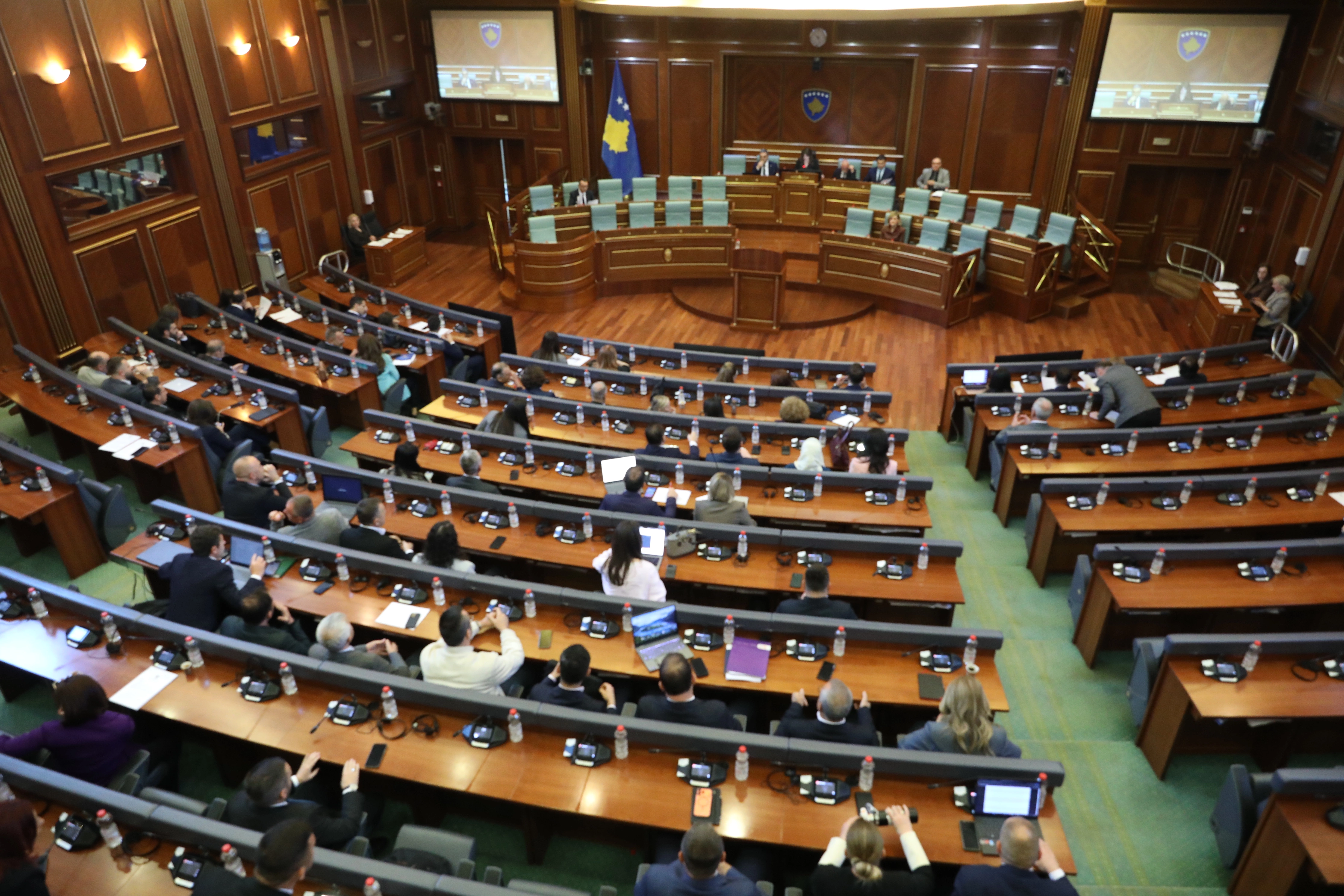 Dhjetë ligje në një seancë