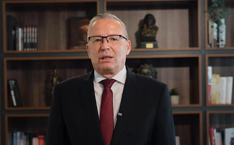 Hamza  Kurti po e kërkon përkrahjen tonë për pushtet  jo për shtet