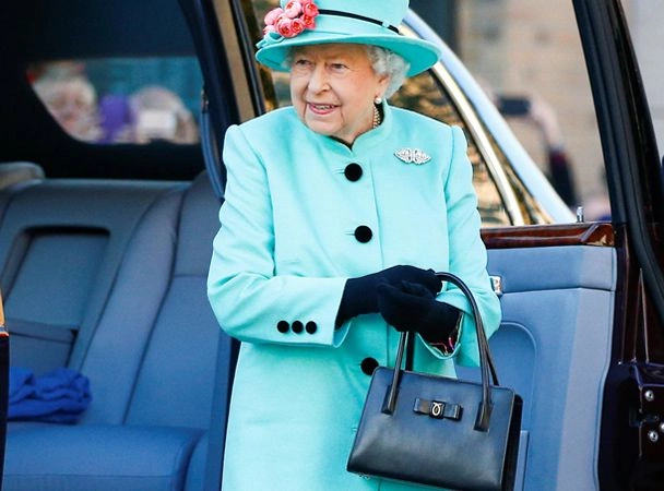 Mbreteresha Elizabeth II