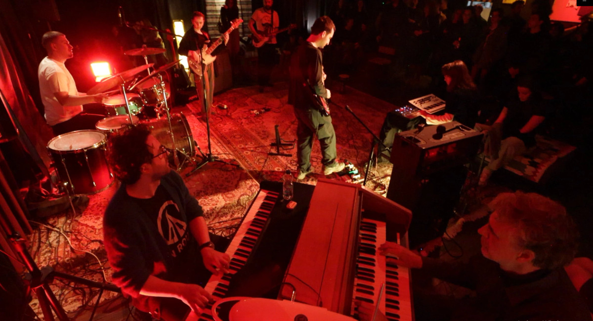  Fuzz Improv Collective  me lirinë e muzikës së atypëratyshme