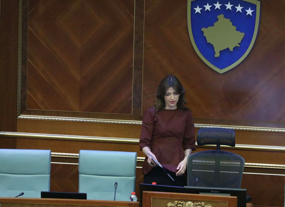 Sot Haxhiu mbledh kryetarët e partive për seancën konstituive