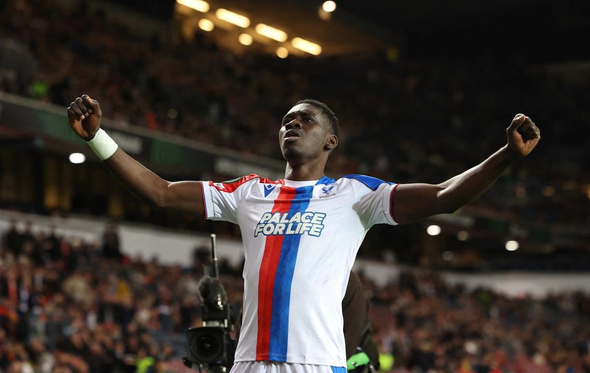 Crystal Palace pranë finales  fiton edhe Rayo Vallecano