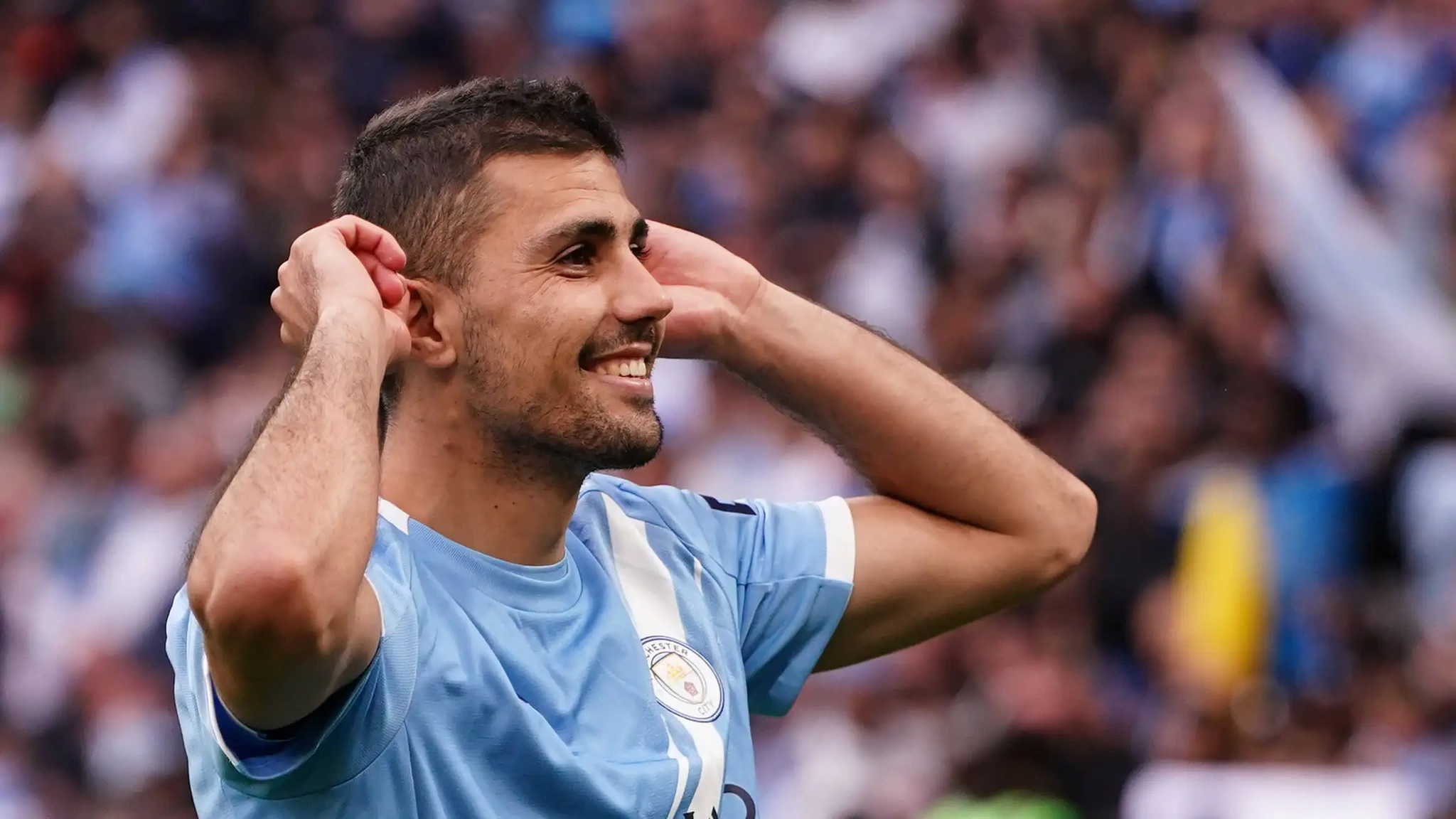 City reject Barcelona's first offer for Rodri