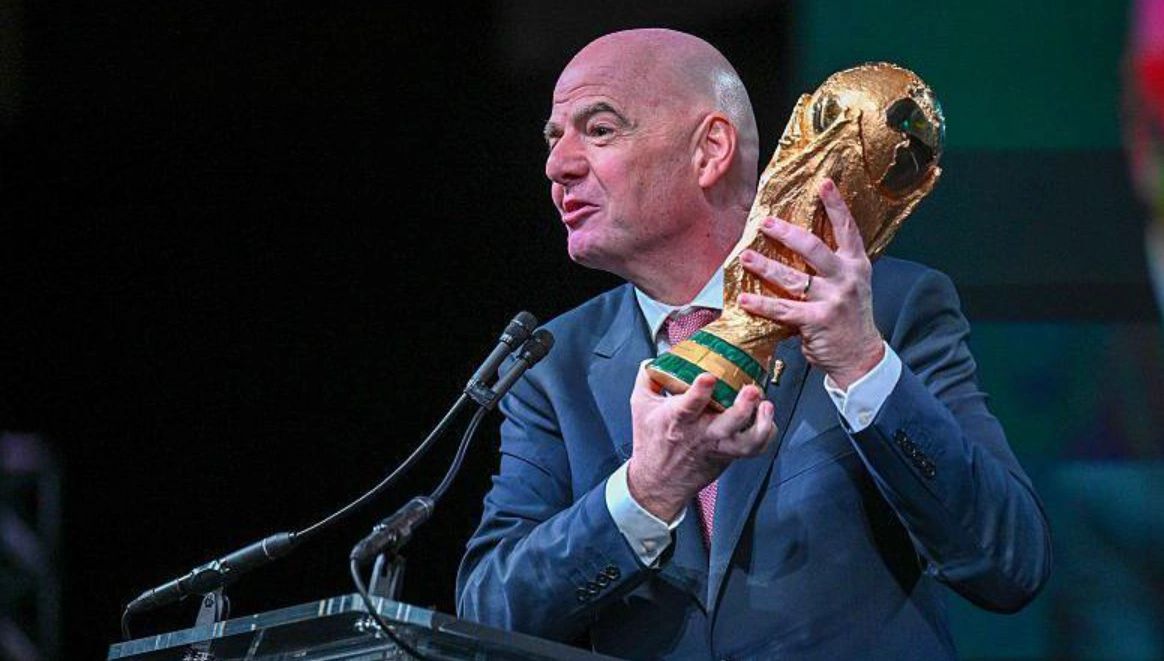 presidenti-i-fifa-s-kerkon-ndihme-nga-trump-pa-pergjigje