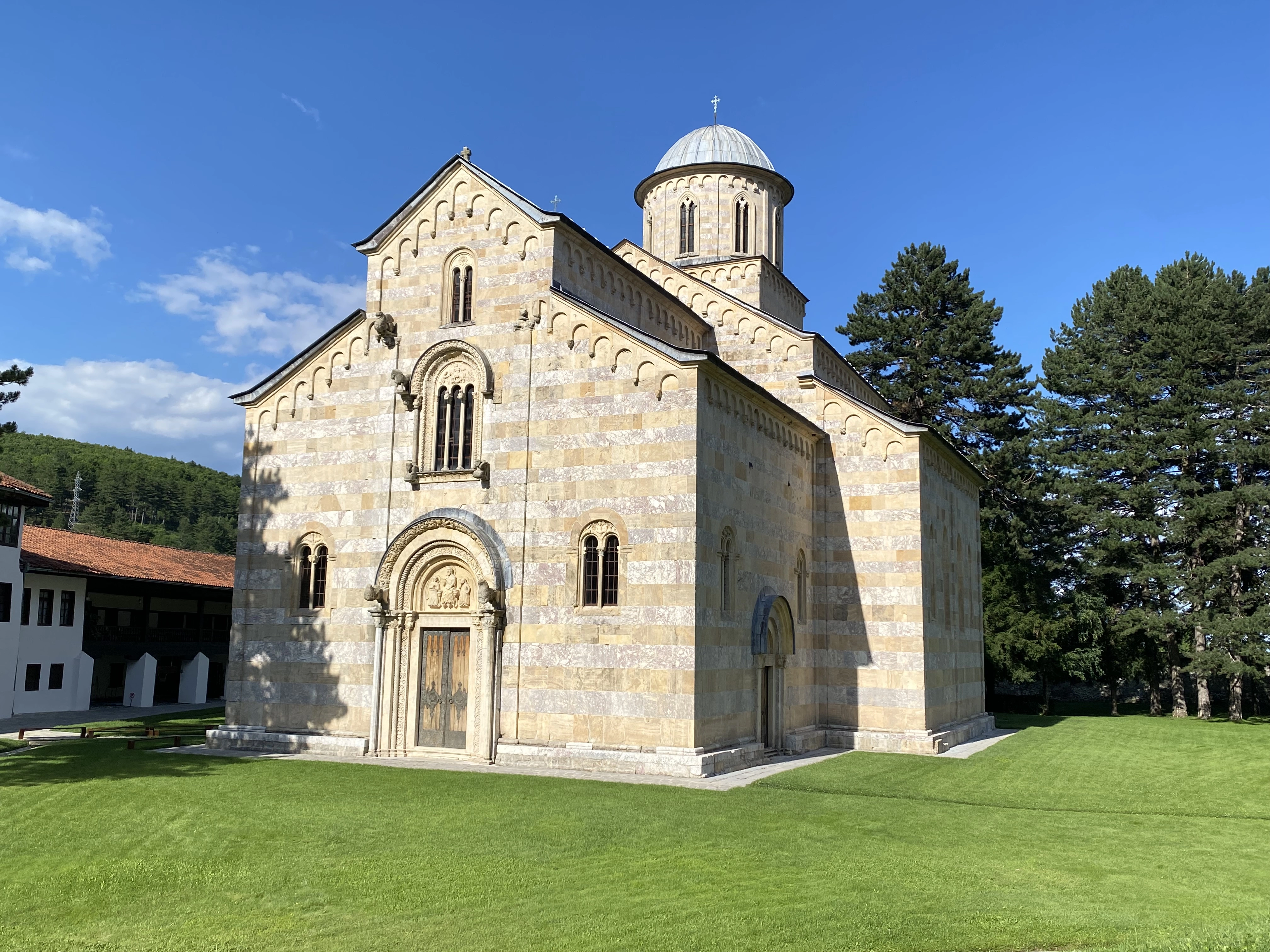 Manastiri i Deçanit