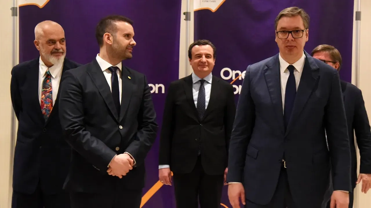 Milojko Spajiq & Aleksandar Vuçiq