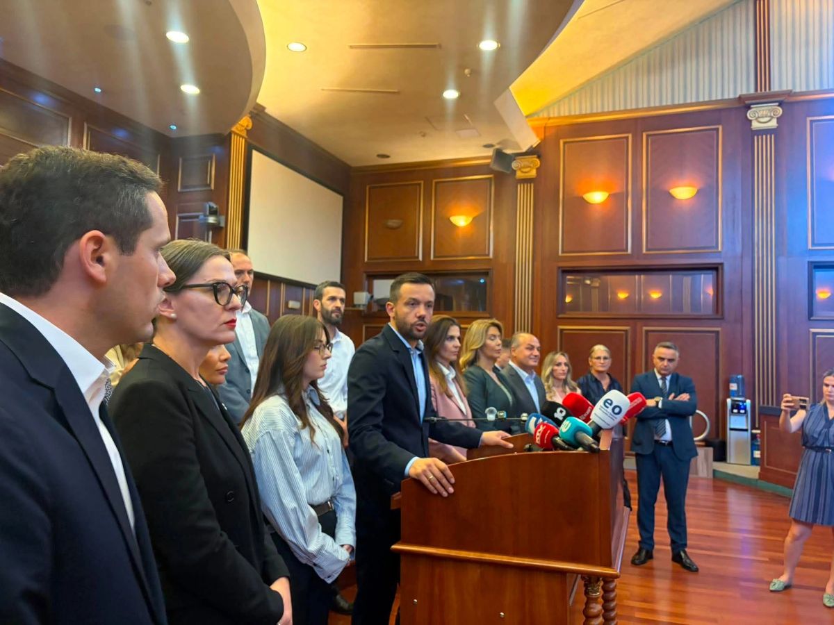 PDK-ja e Aleanca mblidhen në Kuvend