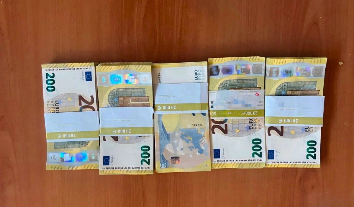Mbi 100 mijë euro të padeklaruara ndalohen në pikën kufitare Dheu i Bardhë