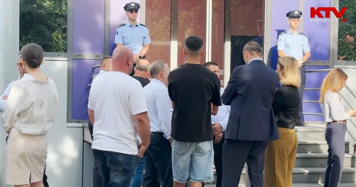 PDK - Kuvend - Protesta