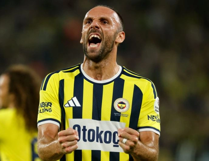Shkëlqen Muriqi, gol e asistim në fitoren e Fenerbahçes
