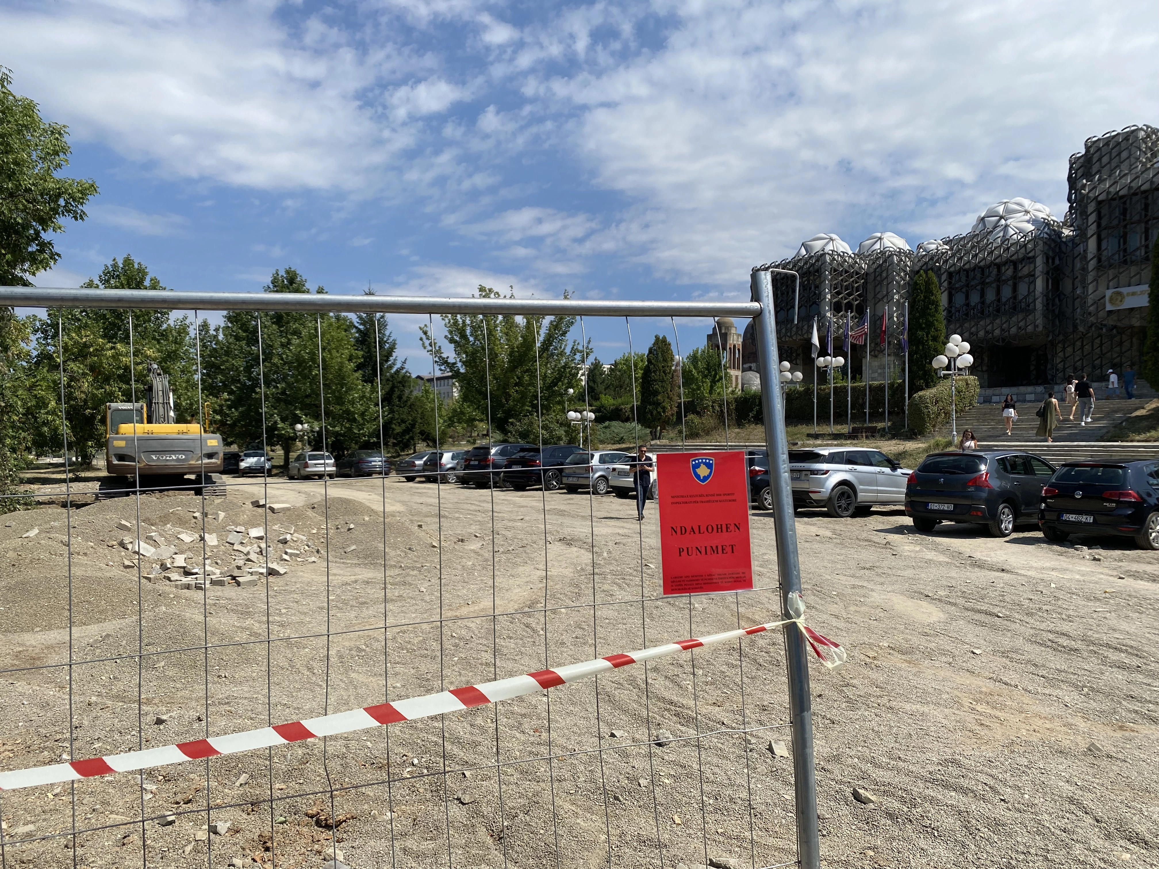 Ndalimi i punimeve - Biblioteka
