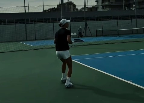 Tenis