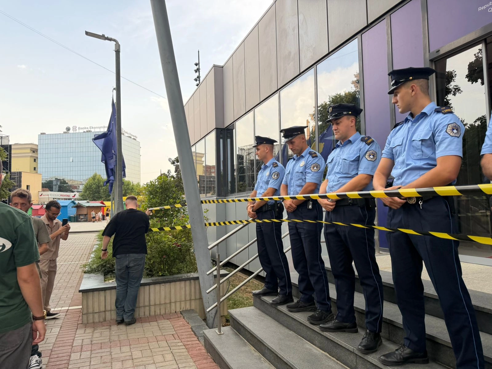 Rinia e PDK-së e rrethon Qeverinë me shirit të rrezikshmërisë: Kurti po e rrezikon shtetin