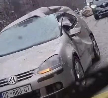 Rreshqitja e gurit ne Peje