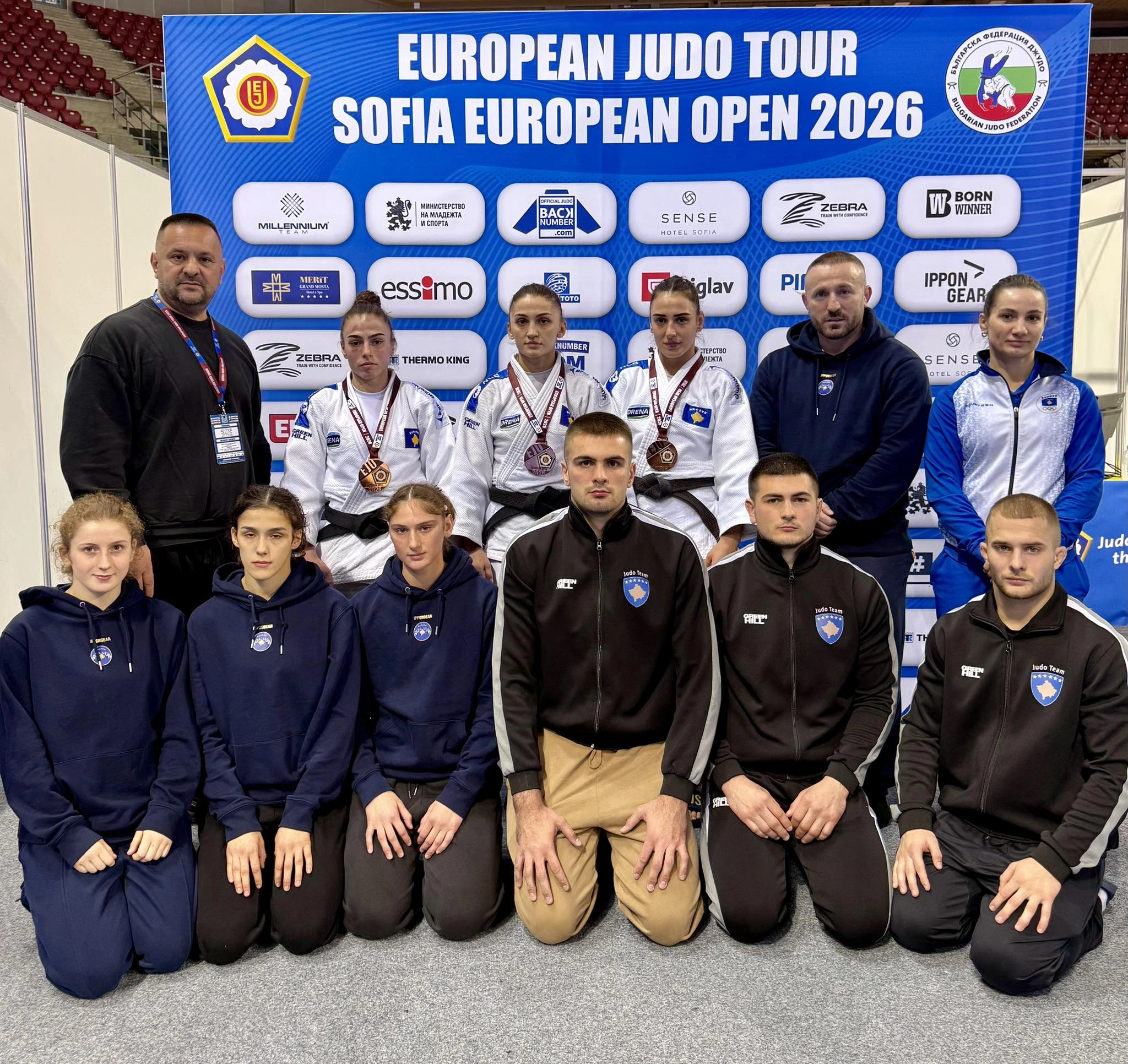 Ekipi kosovar i xhudos - European Cup Sofje