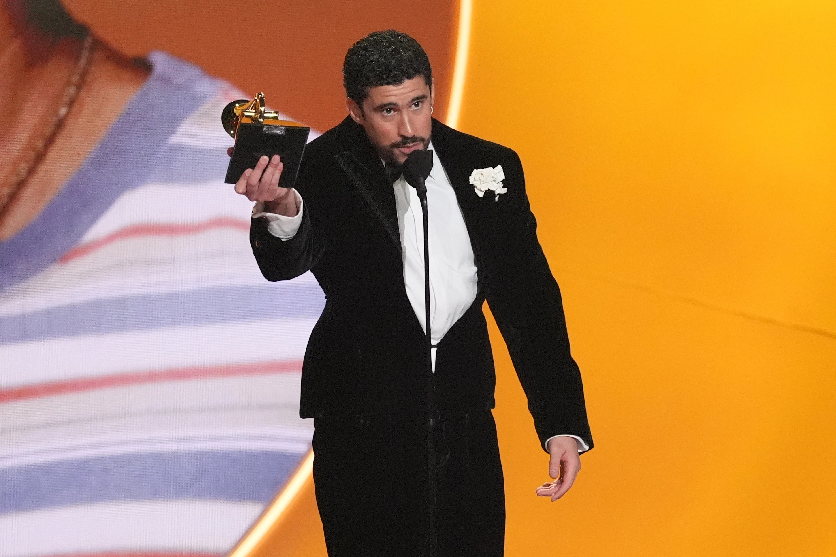 Bad Bunny fitues i çmimit "Grammy" 2026