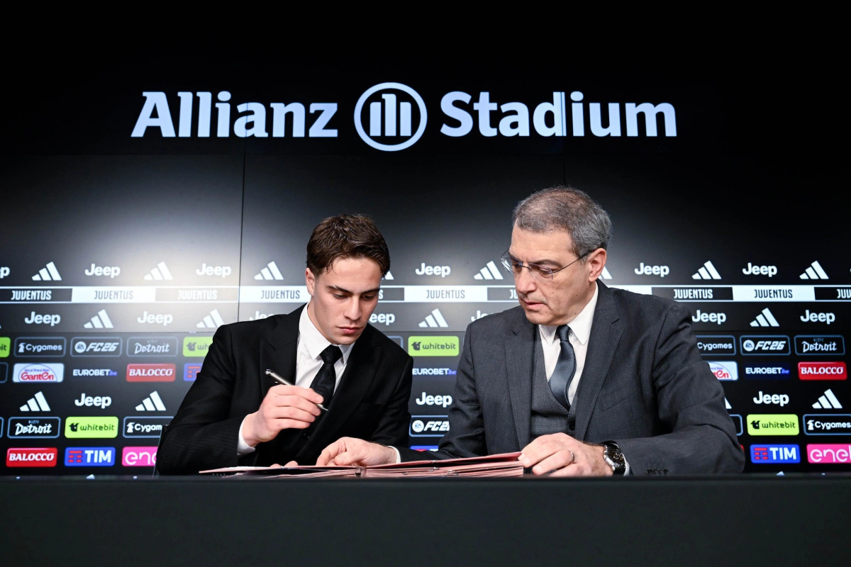 Supertalenti turk vazhdon kontratën me Juventusin