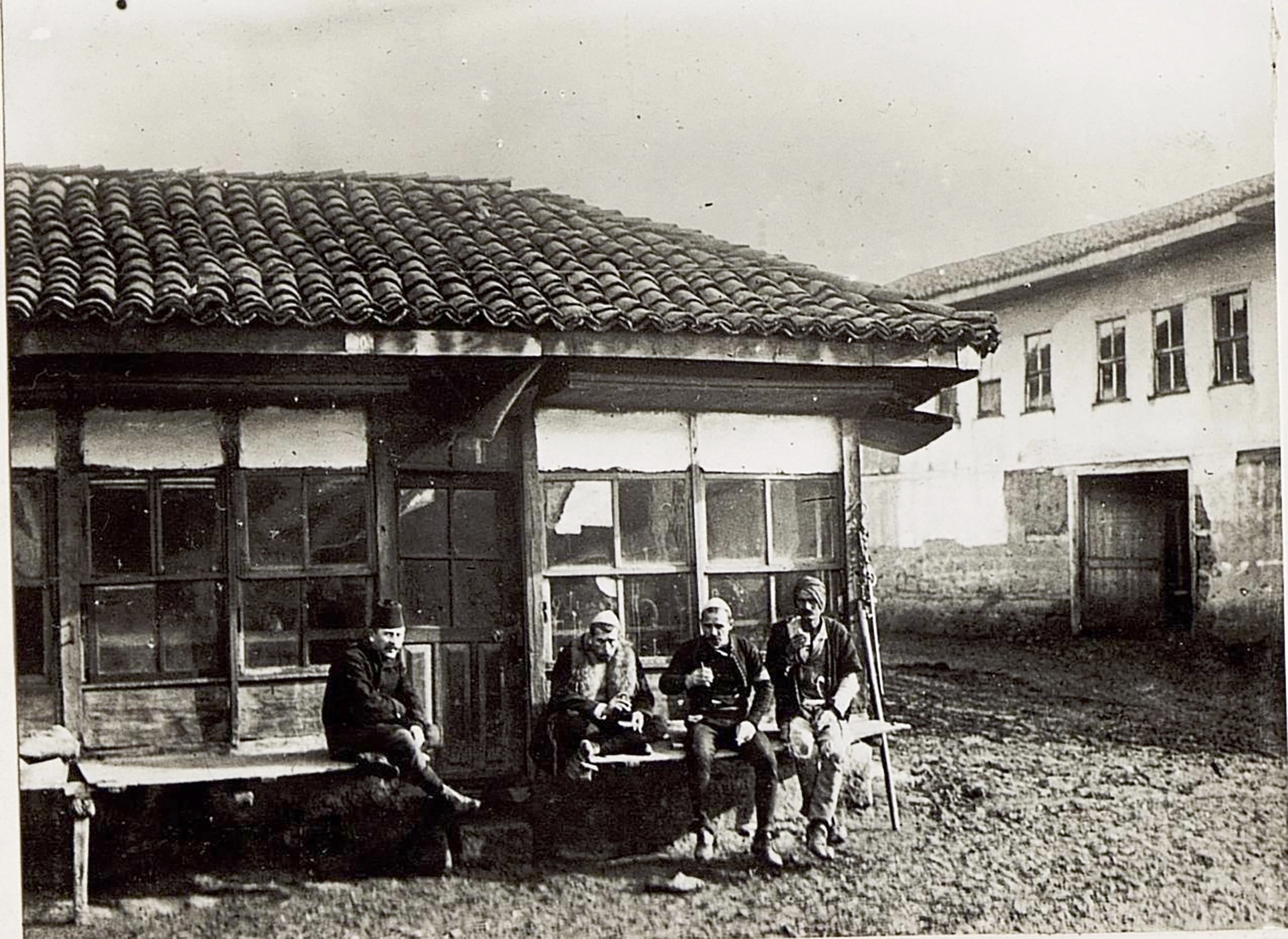 Mitrovica në koleksionin e fotografive të Ushtrisë së Austro-Hungarisë në Mitrovicë gjatë Luftës së Parë Botërore (Burimi: Biblioteka Kombëtare e Austrisë, Vjenë)