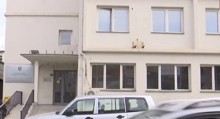 Ministria e Bujqesise - ish objekti ku e kishte seline AAK