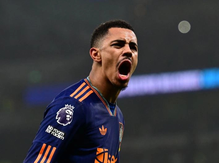 Tottenhami mposhtet në shtëpi nga Newcastle