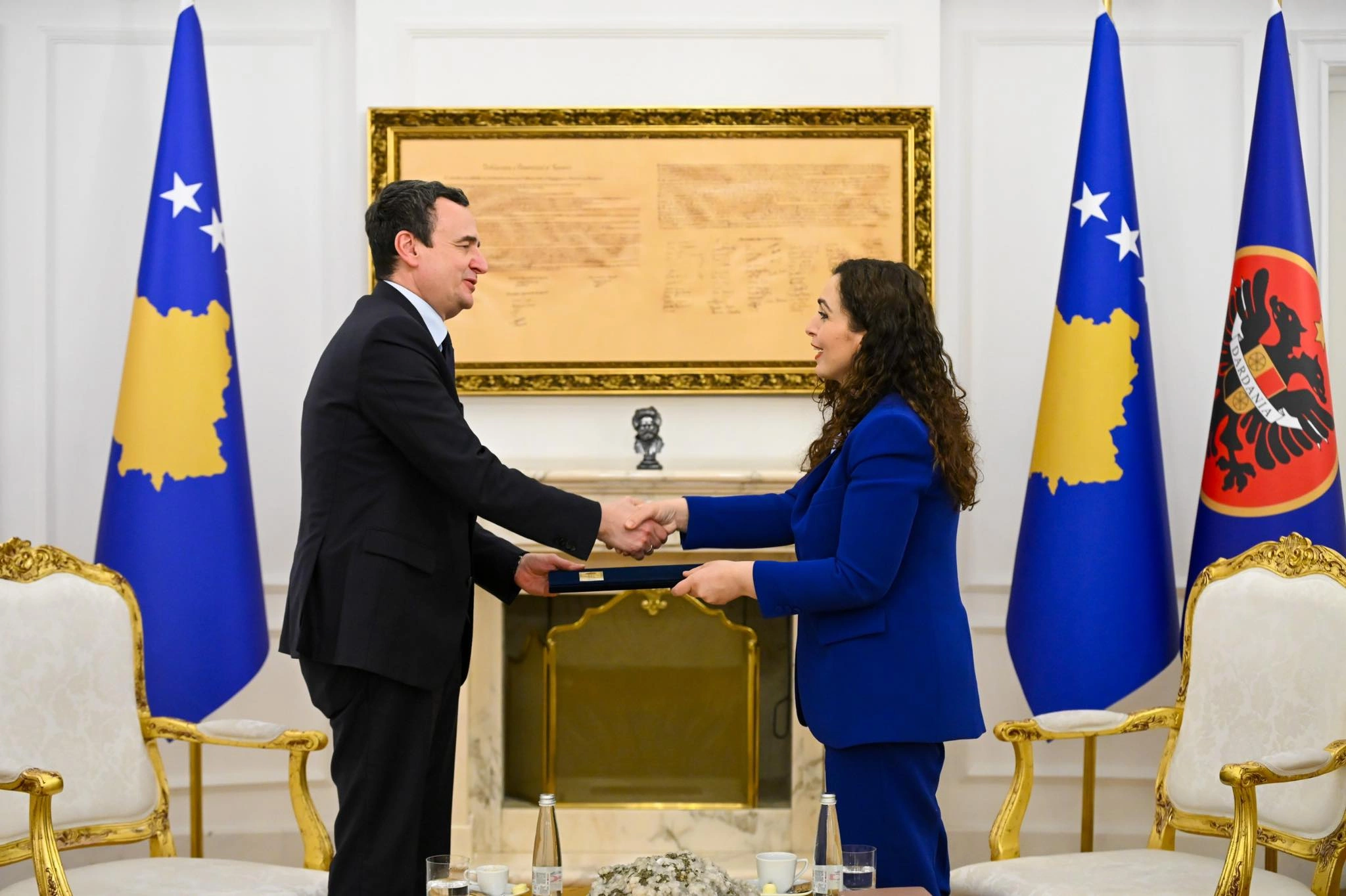 Osmani zyrtarisht mandaton Kurtin për formim të Qeverisë