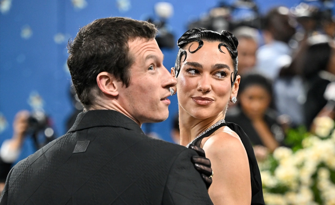 Callum Turner dhe Dua Lipa