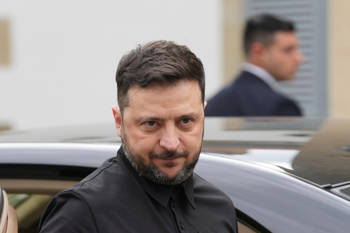 Zelensky e quan Putinin skllav të luftës