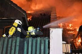 Tre të vdekur dhe dhjetëra të lënduar nga shpërthimi i një zjarri në Budapest