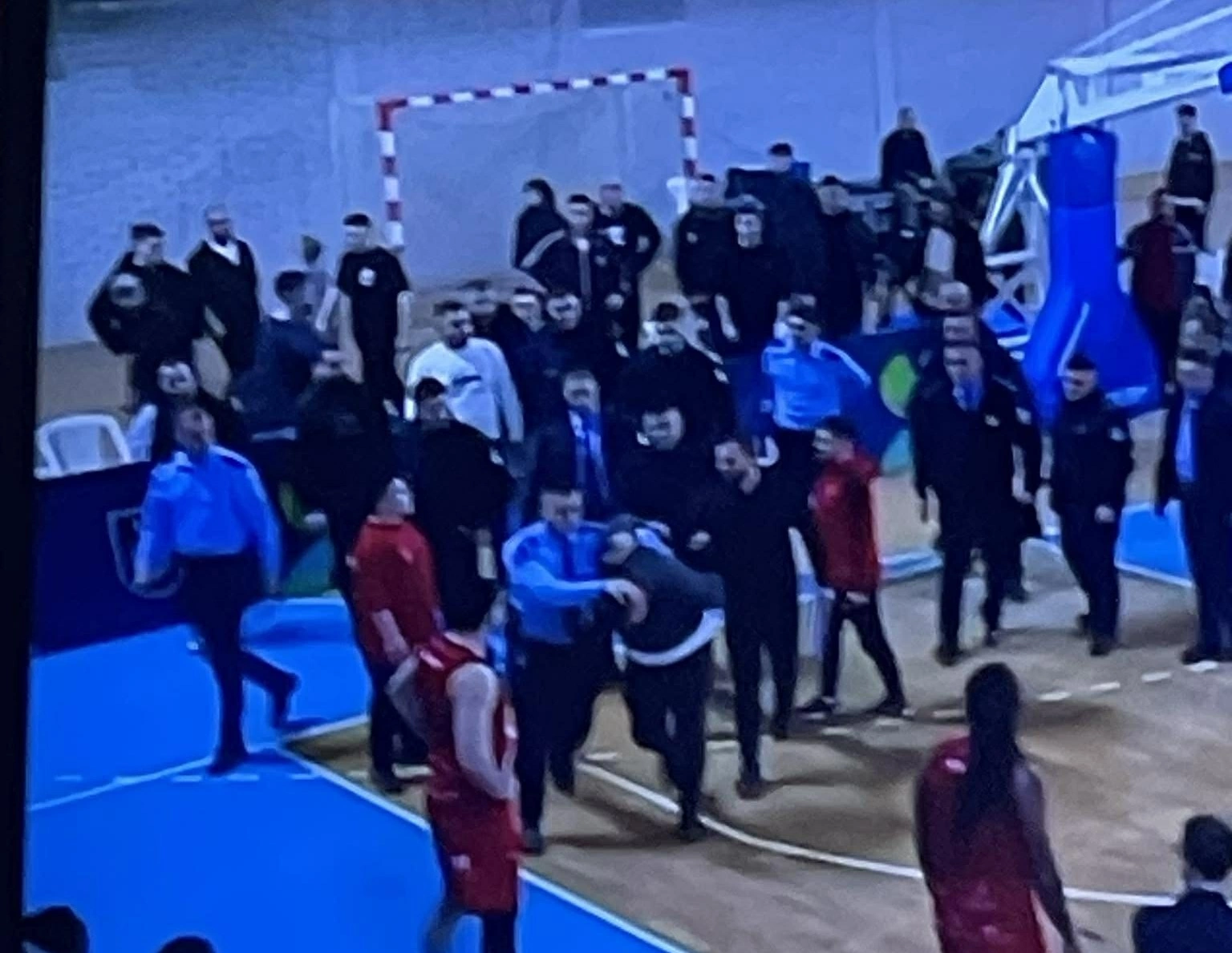 Sulmohet gjyqtari në “Shani Nushi”, policia arreston një person