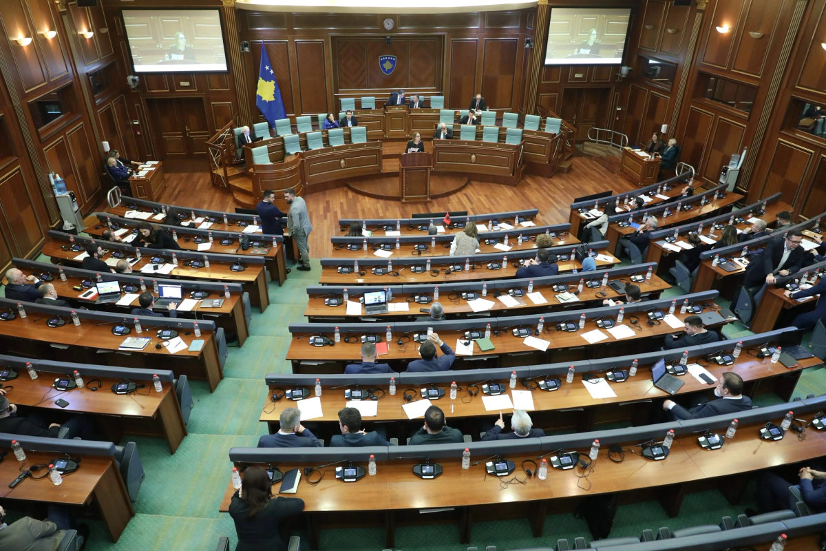 Miratohet në parim buxheti për 2026 n  opozita e cilëson dokument të  status quosë 