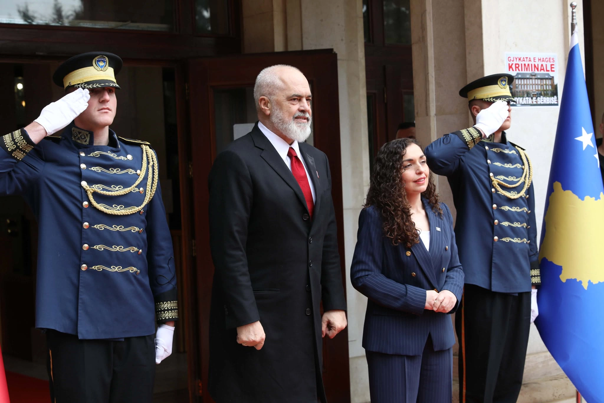 Vjosa Osmani dhe Edi Rama