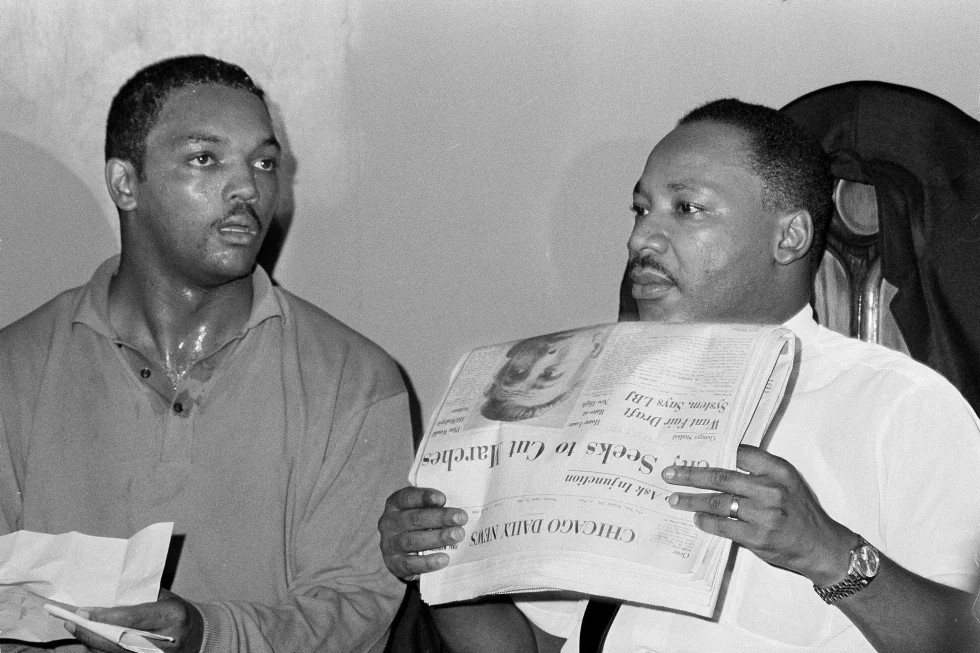 vdiq-jesse-jackson-krahu-i-djathte-i-martin-luther-kingut