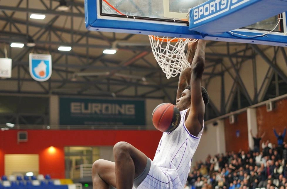 Yllit s po i ecën  e mposht edhe Rahoveci