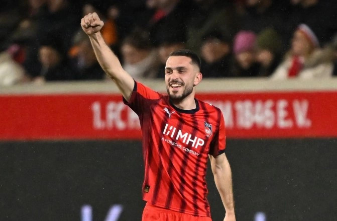 arijon-ibrahimoviqi-shenon-golin-e-pare-ne-bundeslige